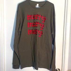 Buffalo Plaid Merry Stacked Graphic Long sleeve Tee size XL.